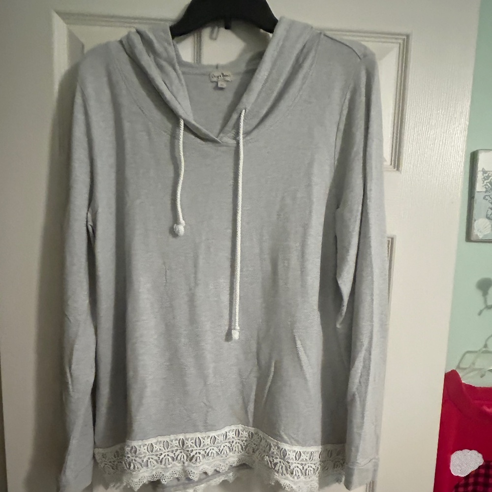 Chip and Pepper lightweight sweatshirt